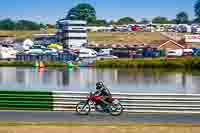 Vintage-motorcycle-club;eventdigitalimages;mallory-park;mallory-park-trackday-photographs;no-limits-trackdays;peter-wileman-photography;trackday-digital-images;trackday-photos;vmcc-festival-1000-bikes-photographs